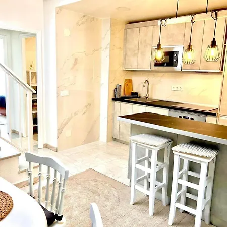 Apartment Big Near The Sea *
