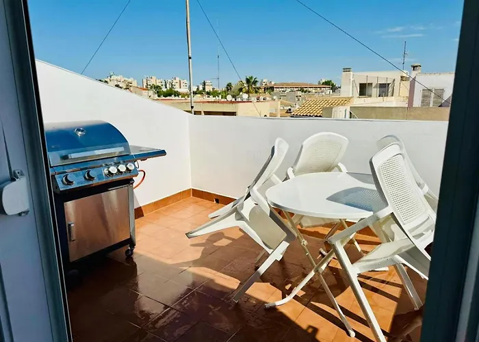 Big Near The Sea Apartment Torrevieja