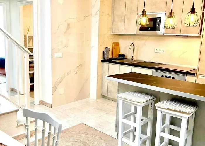 Apartment Big Near The Sea *