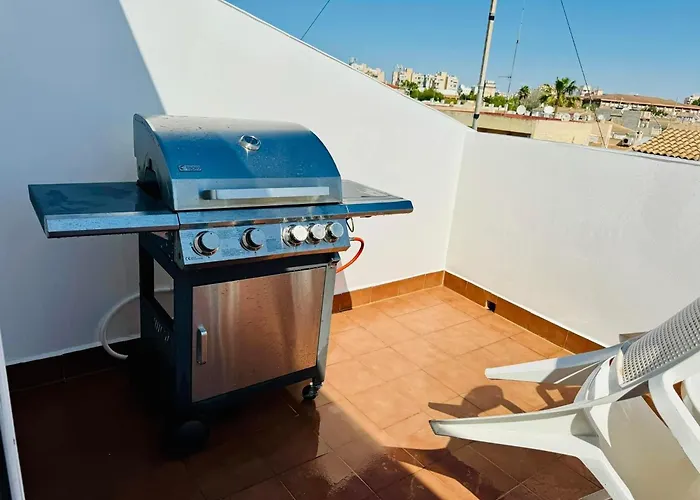 Apartment Big Near The Sea